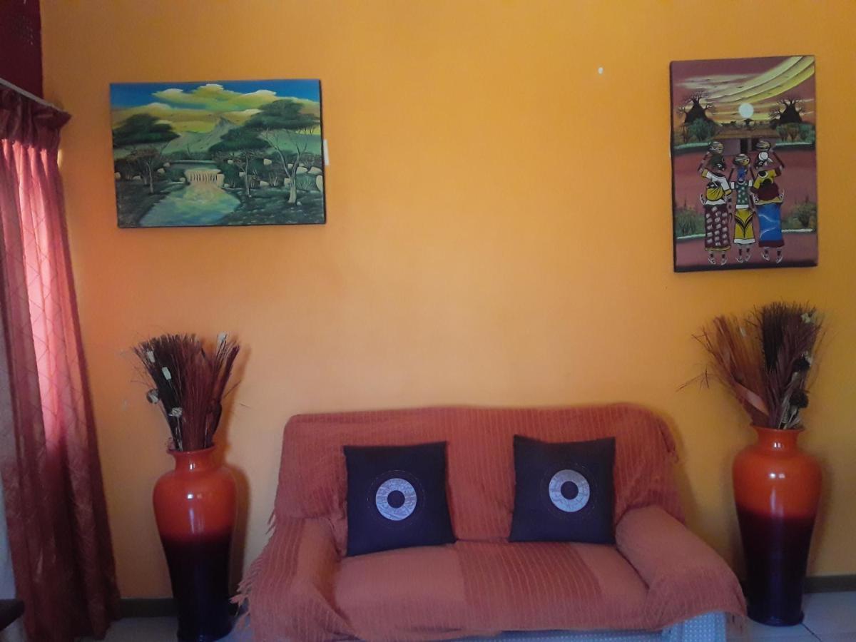 Vuya Nathi Bed And Breakfast Manzini Extérieur photo