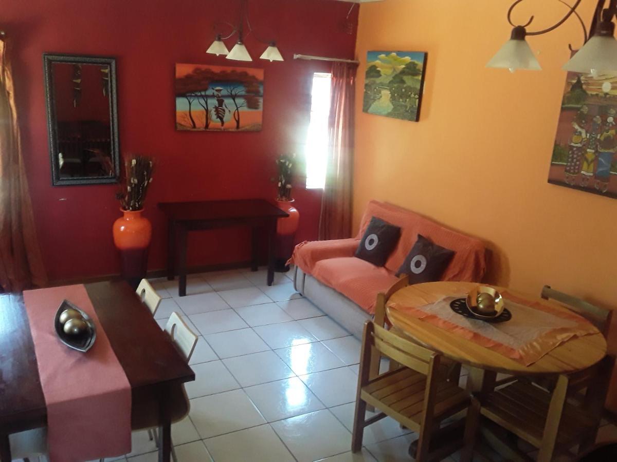 Vuya Nathi Bed And Breakfast Manzini Extérieur photo