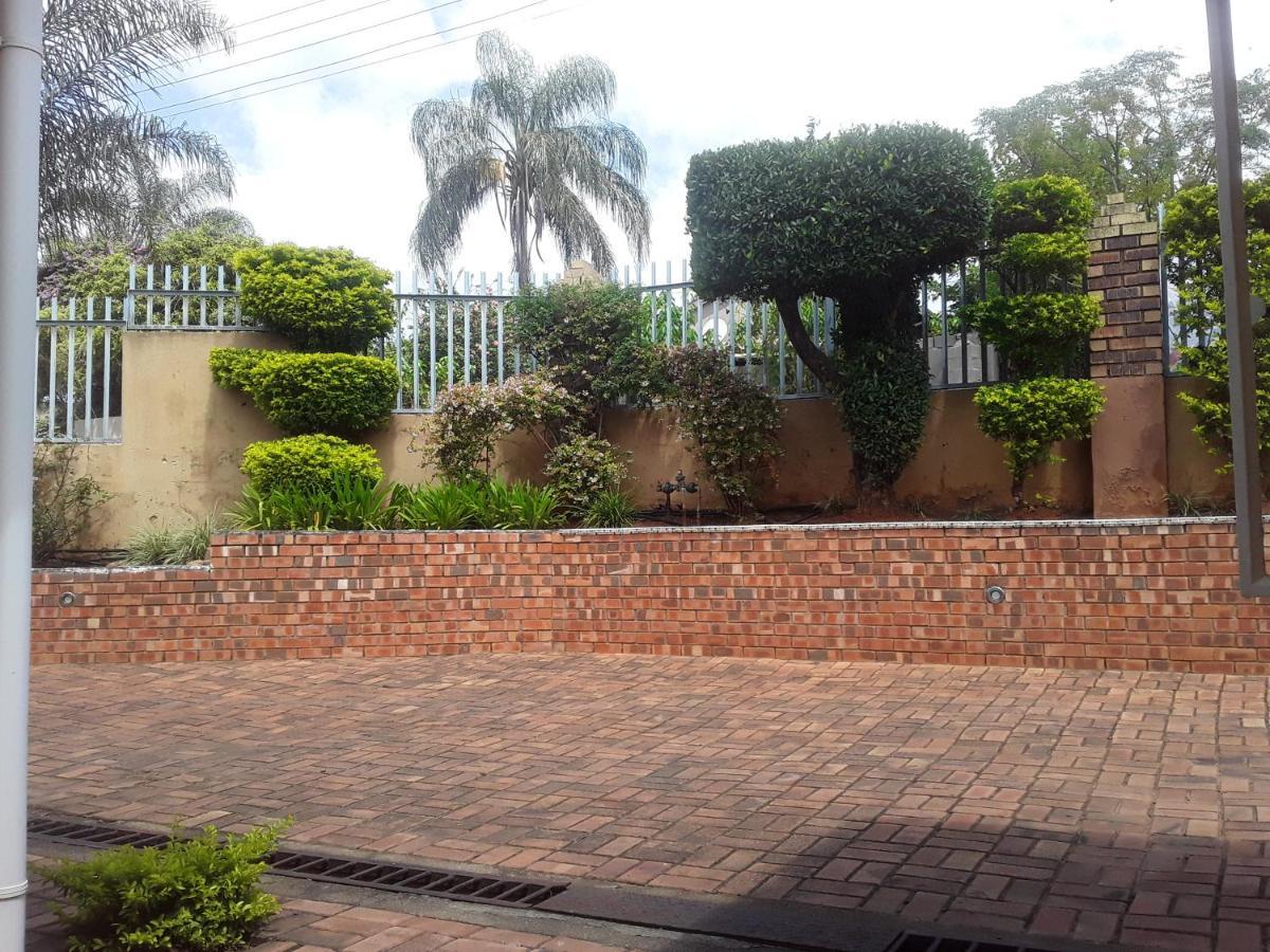 Vuya Nathi Bed And Breakfast Manzini Extérieur photo