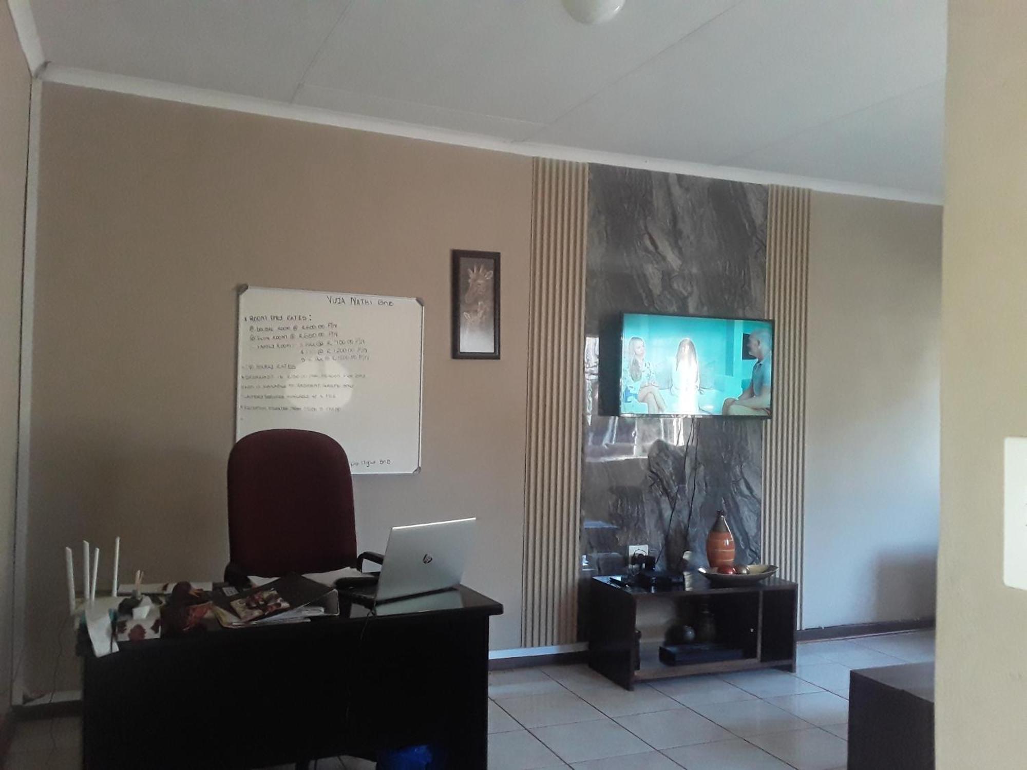 Vuya Nathi Bed And Breakfast Manzini Extérieur photo