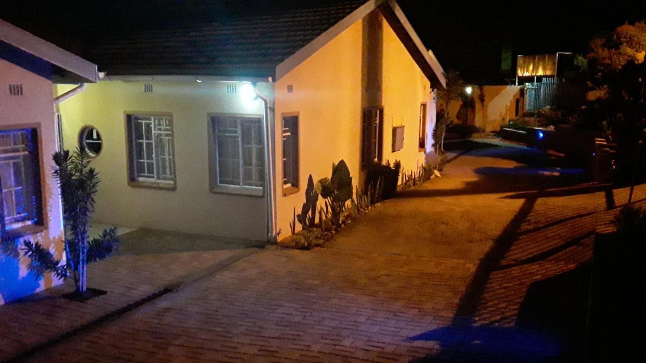 Vuya Nathi Bed And Breakfast Manzini Extérieur photo
